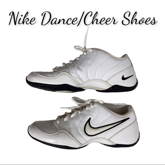 Women’s Nike White Leather Dance/Cheer Athletic Shoes - Picture 1 of 11
